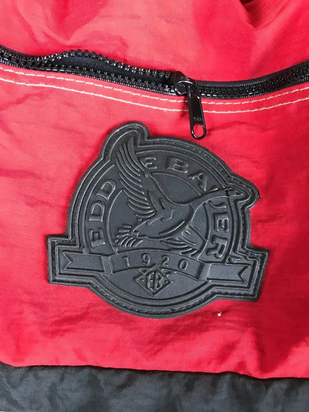 Vintage‎ Eddie Bauer Red Duffel Gym Bag Goose Logo Shoulder Strap w/Handles
